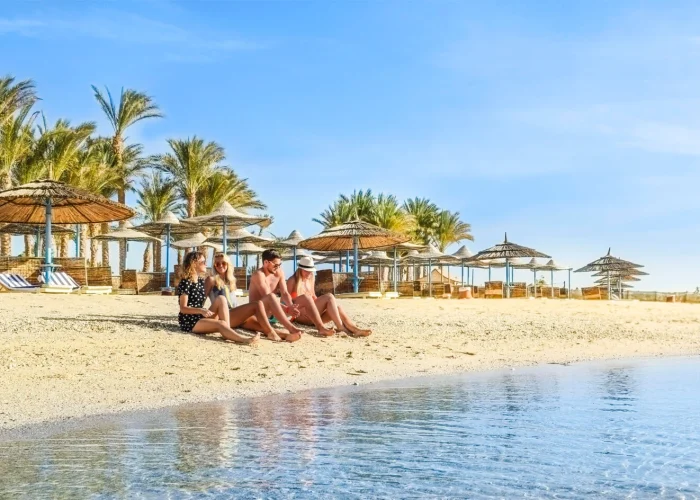 A-very-beautiful-picture-of-a-group-of-tourists-on-the-beach-in-Port-Ghalib.jpg
